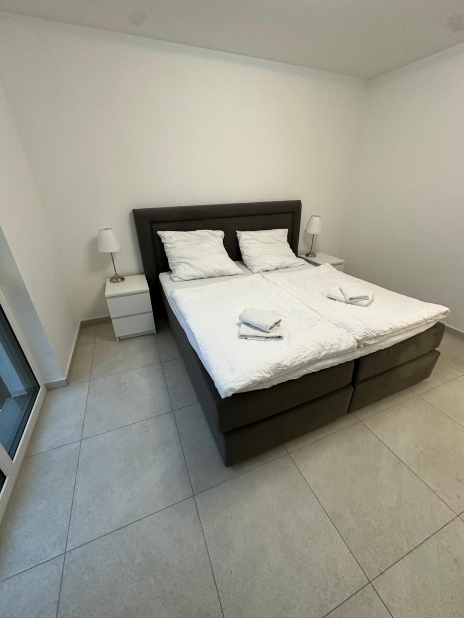 Schoene Neubauwohnung Mit Stil Bielefeld Exterior foto