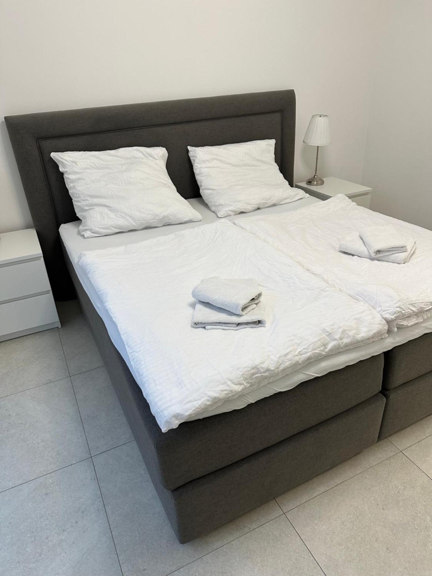 Schoene Neubauwohnung Mit Stil Bielefeld Exterior foto
